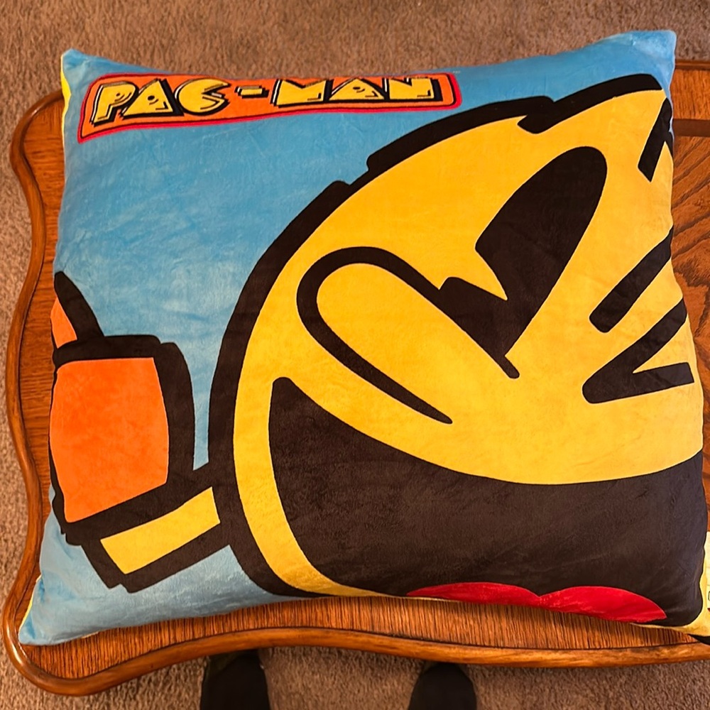 Brand New Never Used PAC-MAN Soft Oversized Pillow